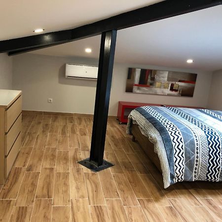 Habitacion Con Cocina Y Bano Bilbao Luaran gambar