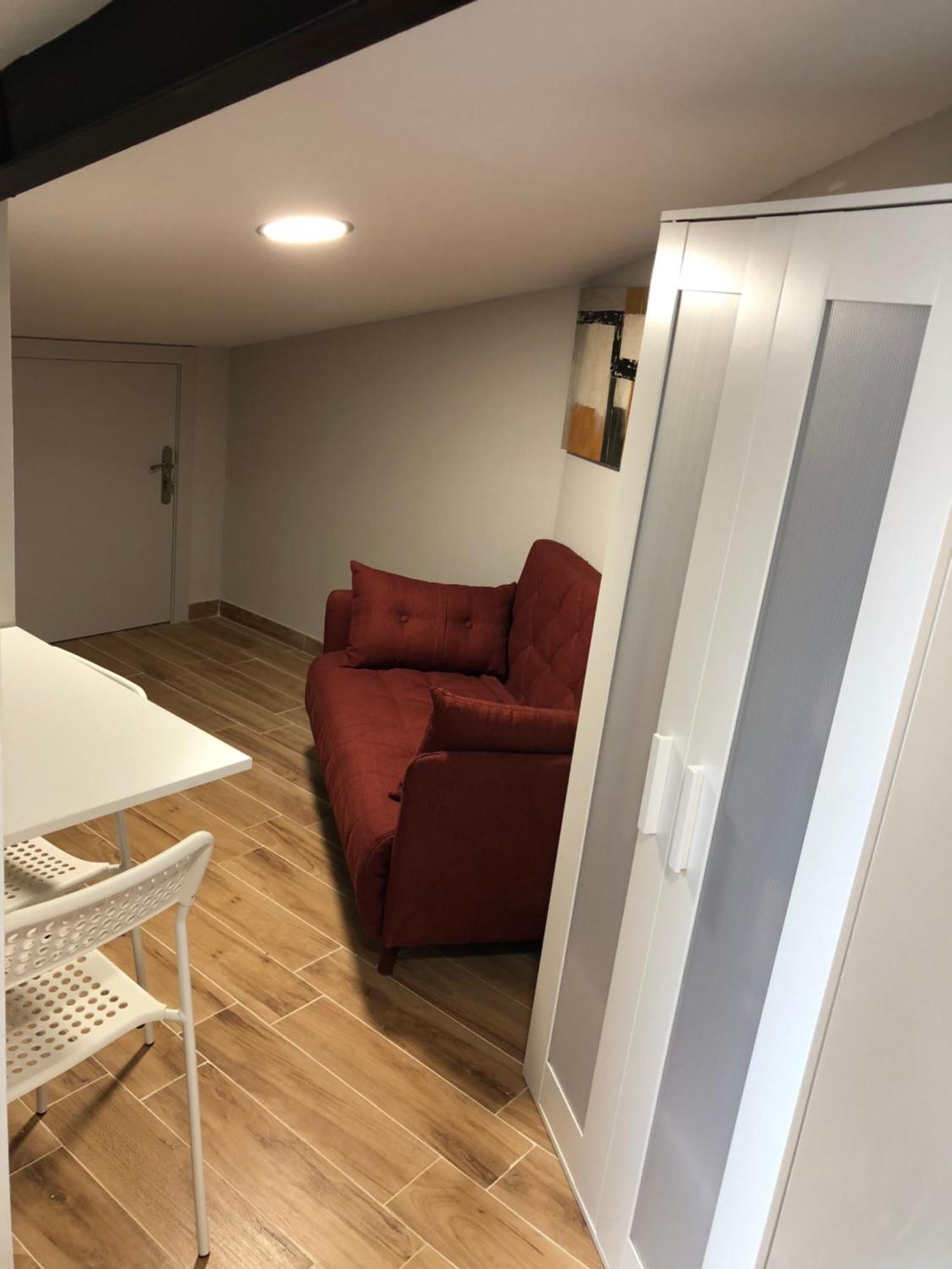 Habitacion Con Cocina Y Bano Bilbao Luaran gambar